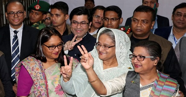 Sheikh Haseena showing sign of victory